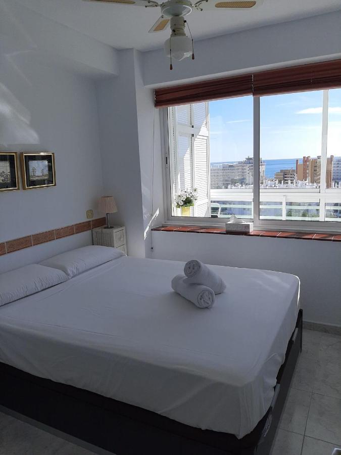 Carihuela Sea Views Apartment Torremolinos Bagian luar foto